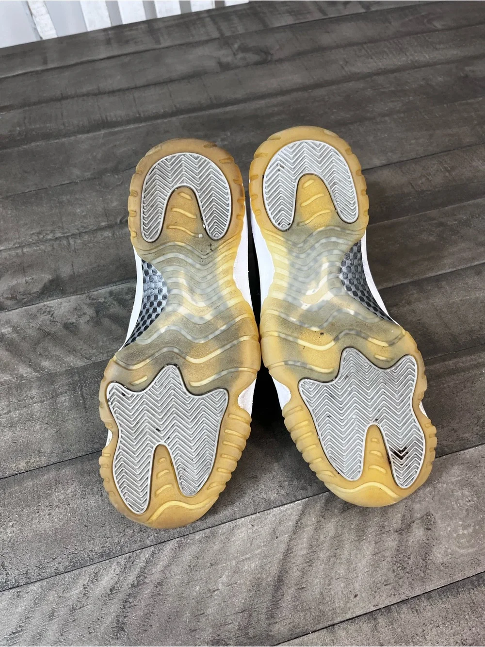 Nike Air Jordan 11 Retro 'Jubilee / 25th Anniversary'Sz 9
